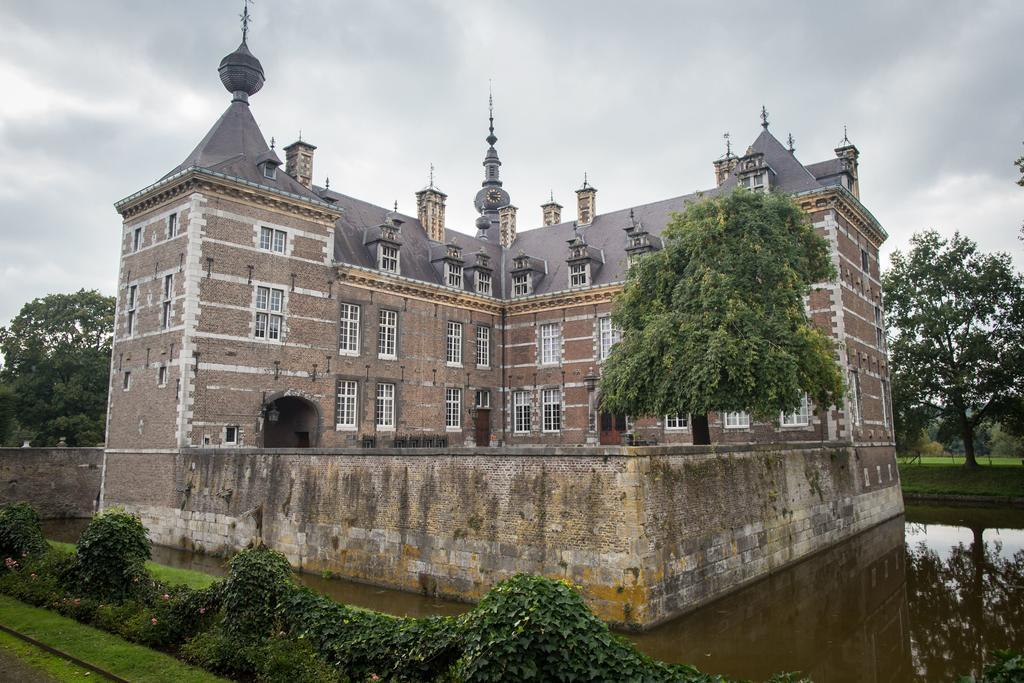 B&B Doen & Laten 爱斯登 外观 照片